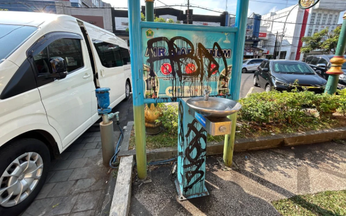 Thumbnail Berita - Wali Kota Kecewa, Anjungan Air Siap Minum Kayutangan Heritage Malang Jadi Korban Vandalisme
