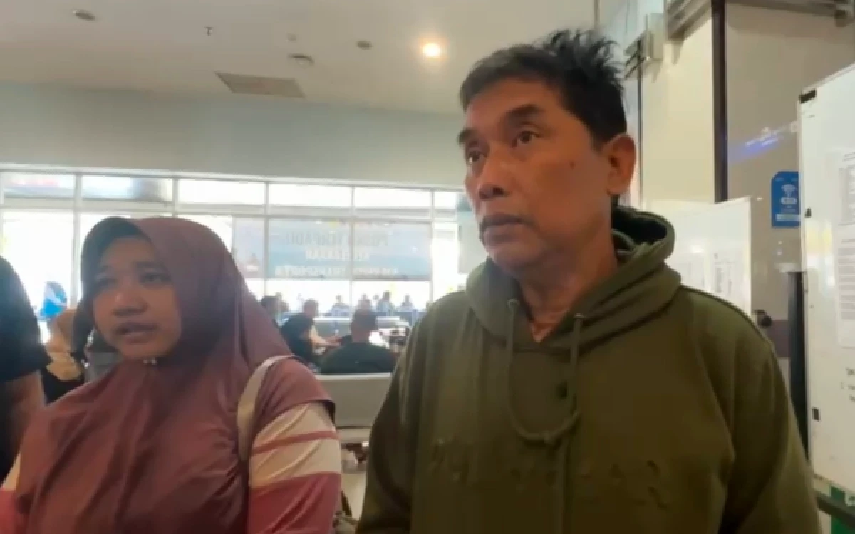 Thumbnail Berita - Kisah Mifta, Kernet Truk yang Jadi Penumpang Kapal Virgo Transport 8, Keluarga Berharap Ada Keajaiban
