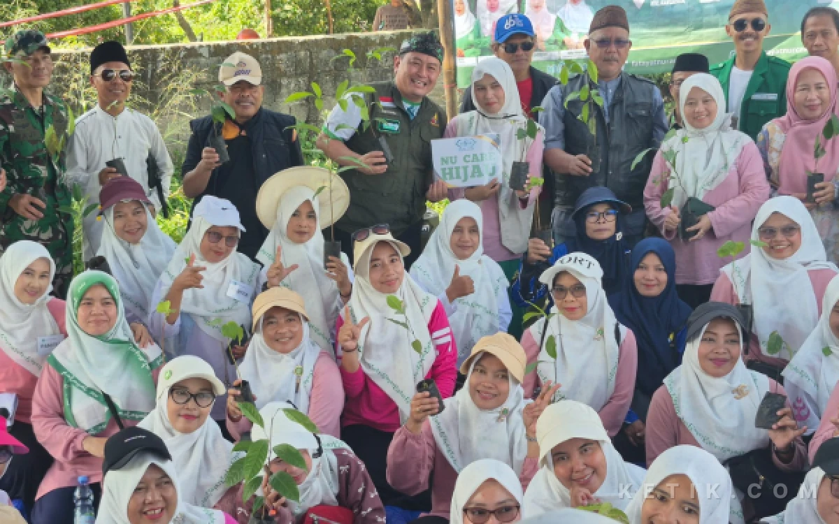 Thumbnail Berita - Giat Penanaman Ratusan Pohon di Rancaekek, Susanti Fatayat Sebut 3 Isu yang Mengemuka