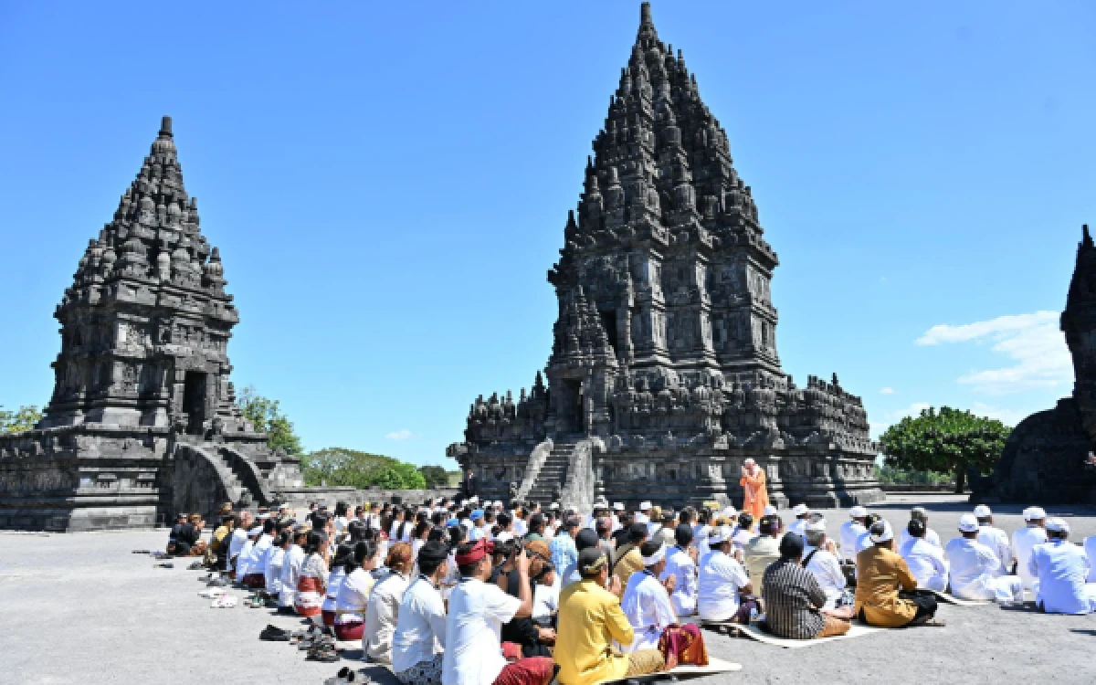 Thumbnail Berita - Empat Candi Warisan Majapahit Ini Jadi Pusat Wisata Religi dan Spiritual Dunia