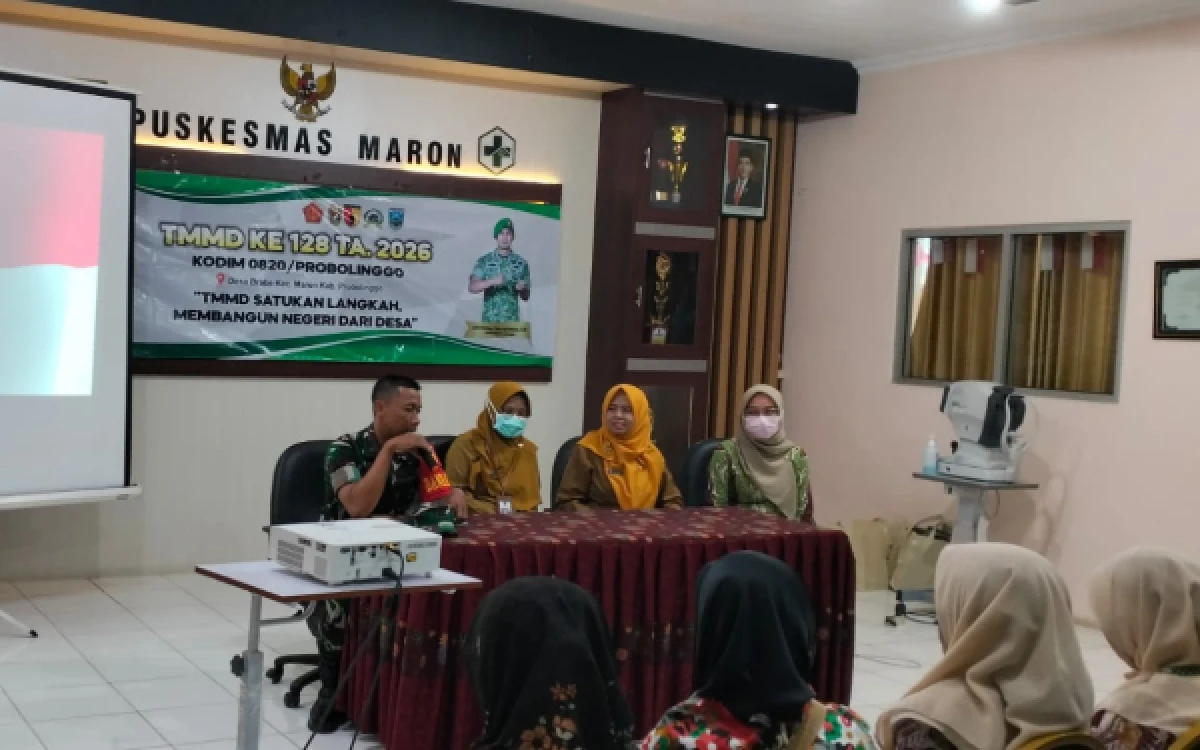 Thumbnail Berita - Skrining Mata Digital dan Pemberian Kacamata Dukung TMMD ke-128 Kodim 0820 Probolinggo