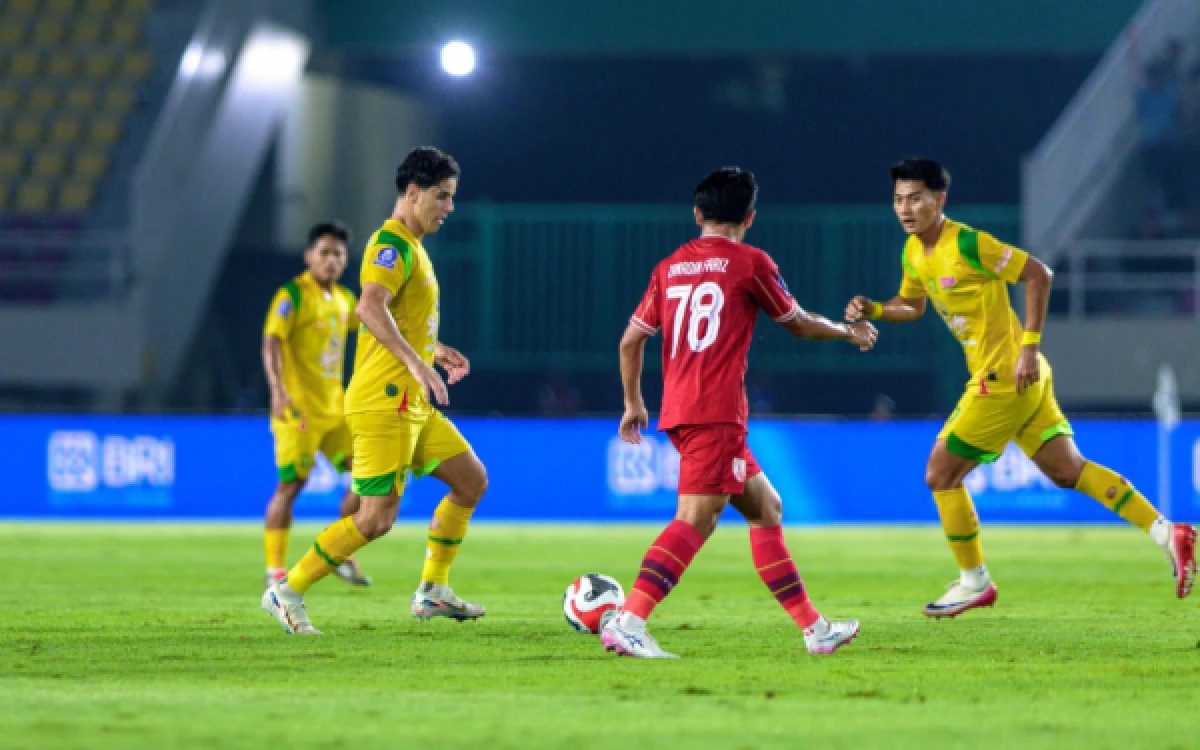 Thumbnail Berita - Persis vs Persebaya 0-0, Laskar Sambernyawa Semakin Berpotensi Degradasi