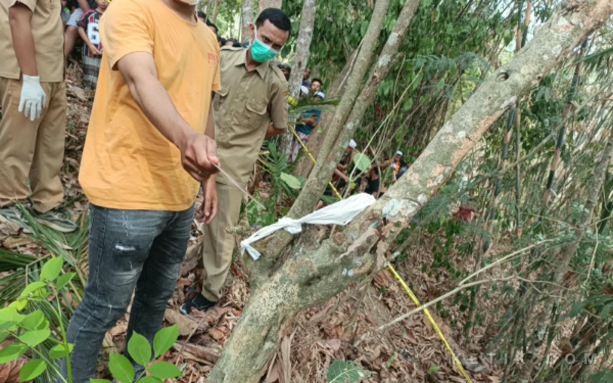 Thumbnail Berita - Warga Brebes Geger! Pria 42 Tahun Ditemukan Meninggal di Pekarangan, Polisi Ungkap Kondisinya