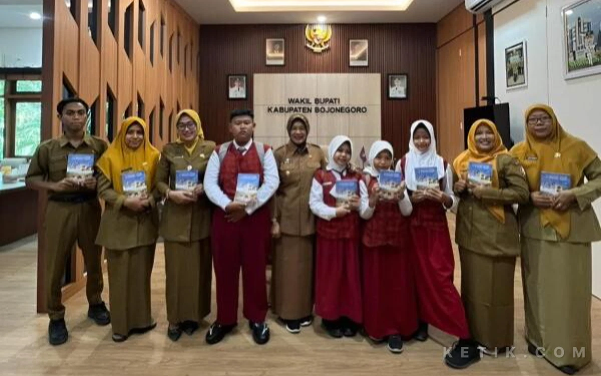 Thumbnail Berita - Kepala SDN Grebegan Bojonegoro Raih Penghargaan Insan Pendidikan Berdampak 2026