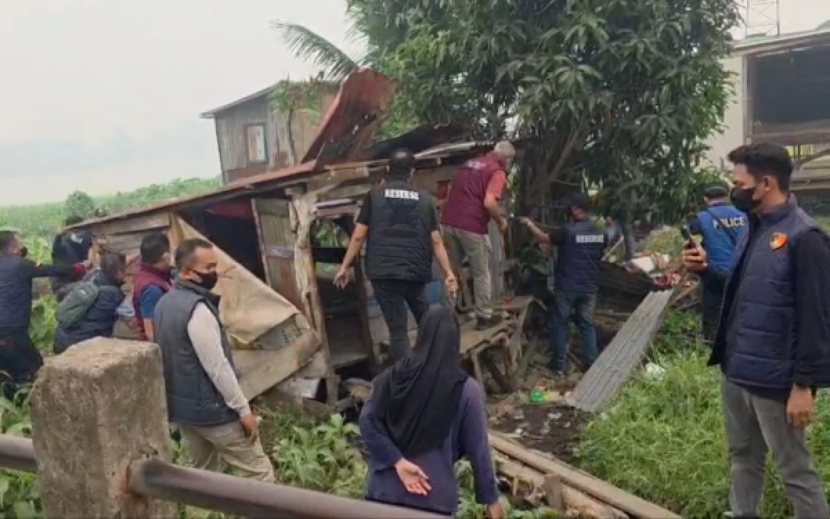 Thumbnail Berita - Sarang Narkoba di 3-4 Ulu Disisir, Polisi Amankan Empat Paket Sabu