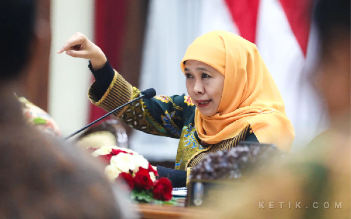 Thumbnail Berita - Khofifah Lanjutkan Kebijakan WFH ASN, Pelayanan Publik Tetap 100 Persen Berjalan