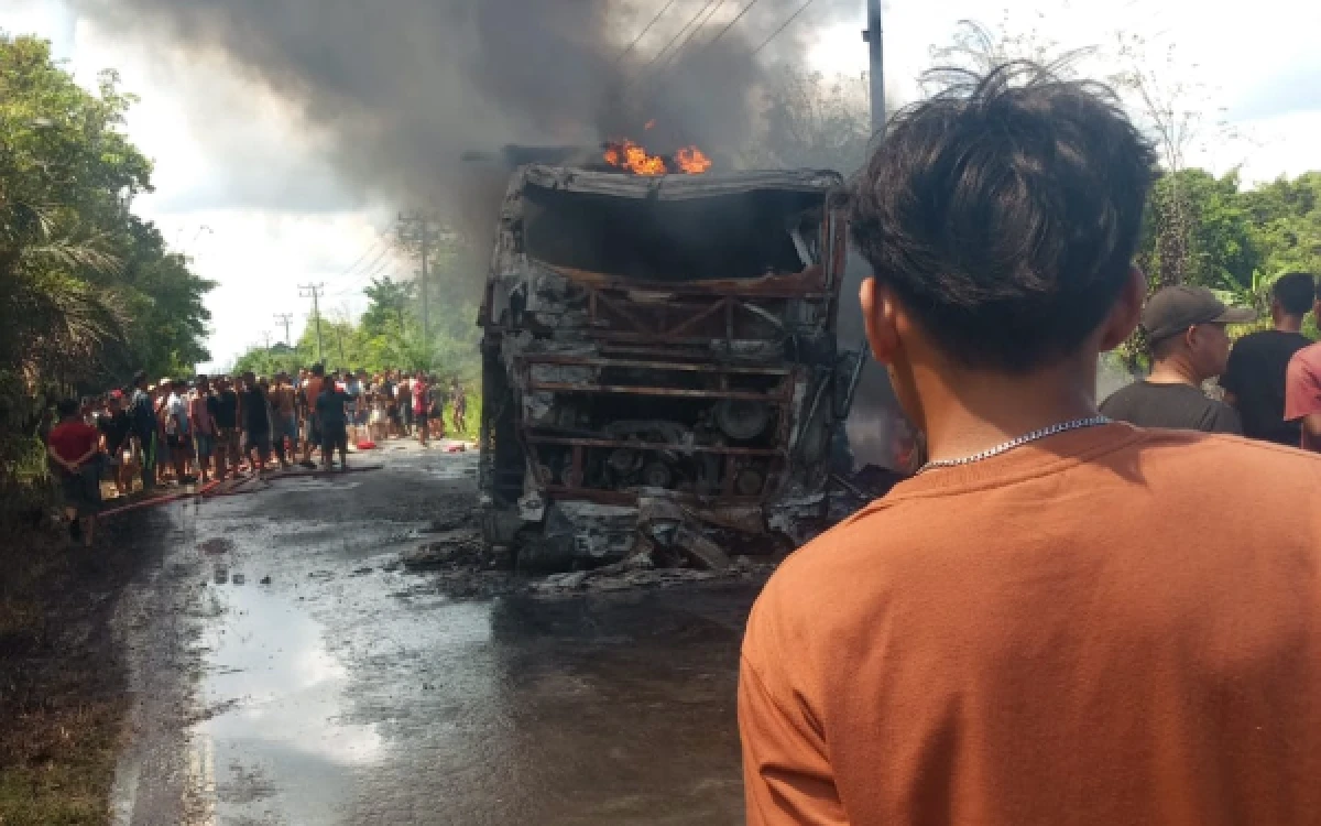 Thumbnail Berita - Standar Keselamatan Bus Dinilai Masih Lemah, Pakar Soroti Regulasi UNECE