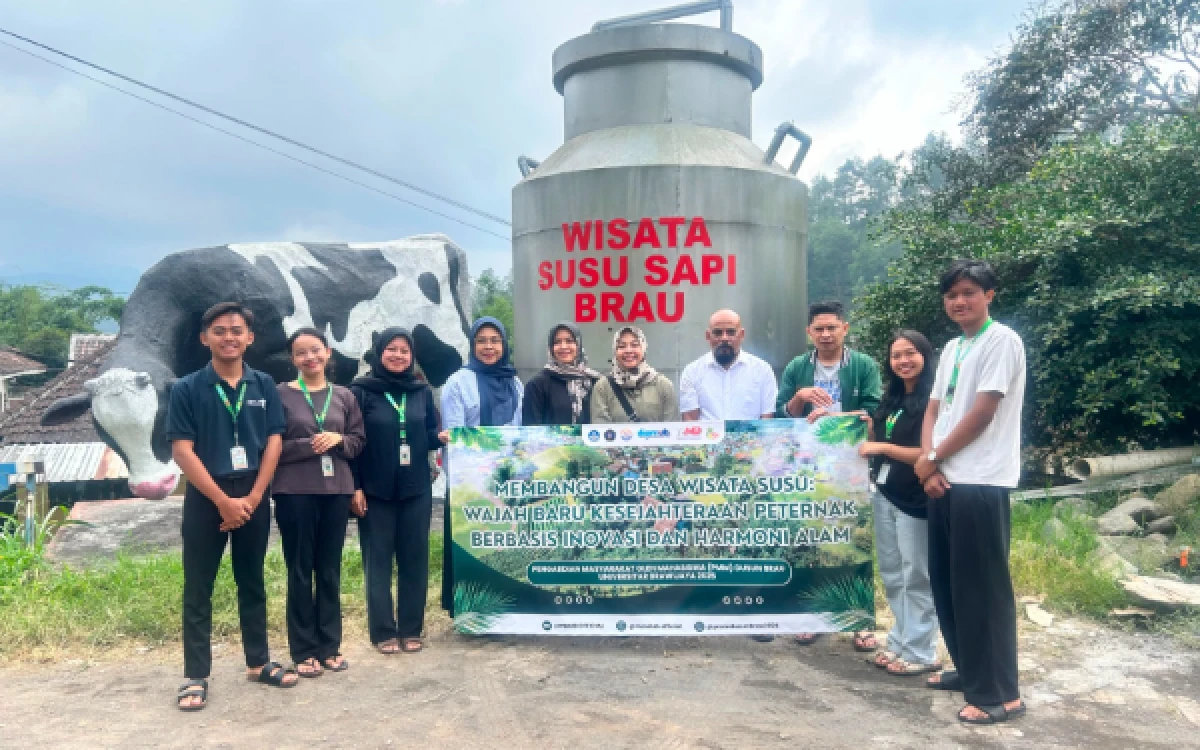 Thumbnail Berita - Milkotester Digital dari UB Jadi Solusi Transparansi Harga Susu bagi Peternak Kota Batu