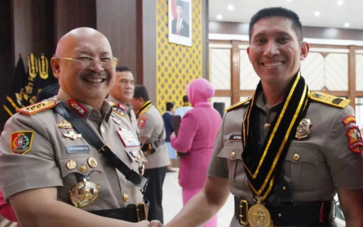 Thumbnail Berita - Mantan Kapolres Lumajang Kombes M Arsal Sahban Masuk Nominasi Peraih Hoegeng Award 2026
