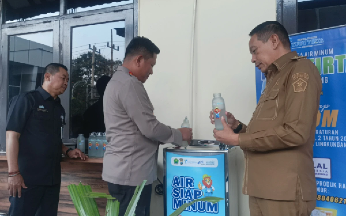 Thumbnail Berita - Tingkatkan Layanan Publik, Fasilitas Air Siap Minum Milik Tugu Tirta Hadir di Polresta Malang Kota