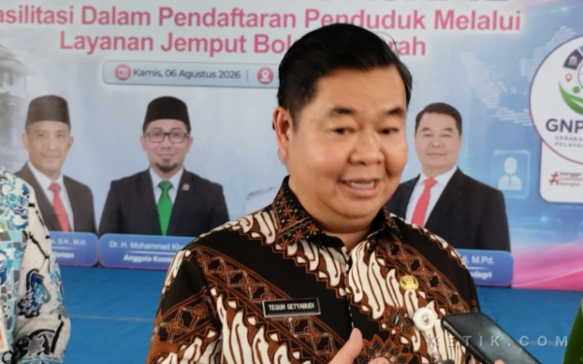Thumbnail Berita - Dirjen Dukcapil Kemendagri Apresiasi Program Peta Cinta Jember, Sebut Negara Hadir hingga Rumah Warga
