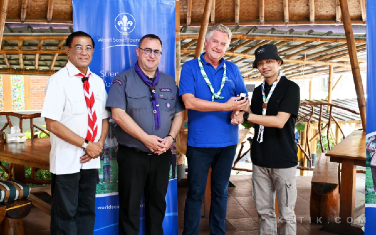 Thumbnail Berita - Dari Sumenep ke Panggung Dunia, Muhammad Romli Raih Pengakuan Young Baden-Powell Fellow