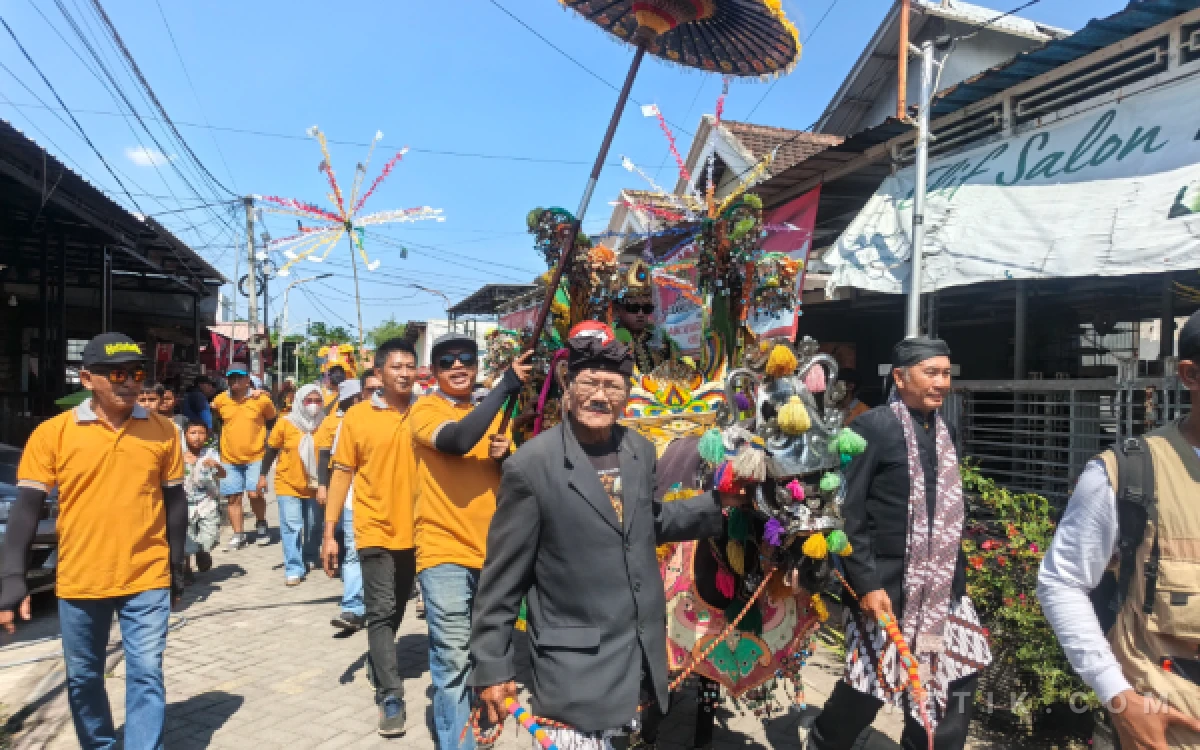 Foto Walimatul Khitan Anak Pengusaha Diesel Alsintan Asal Balongpanggang Gresik, Sabtu, 12 September 2026 (Foto: Daniel Andayawan/Ketik.com)