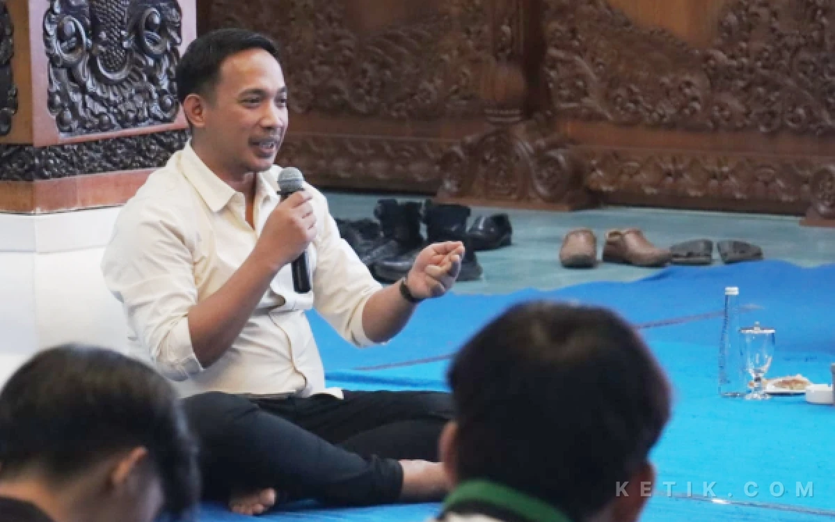 Thumbnail Berita - HUT ke-81 RI, Ketua DPRD ASB: Pemuda Pacitan Jangan Gampang Terprovokasi Medsos