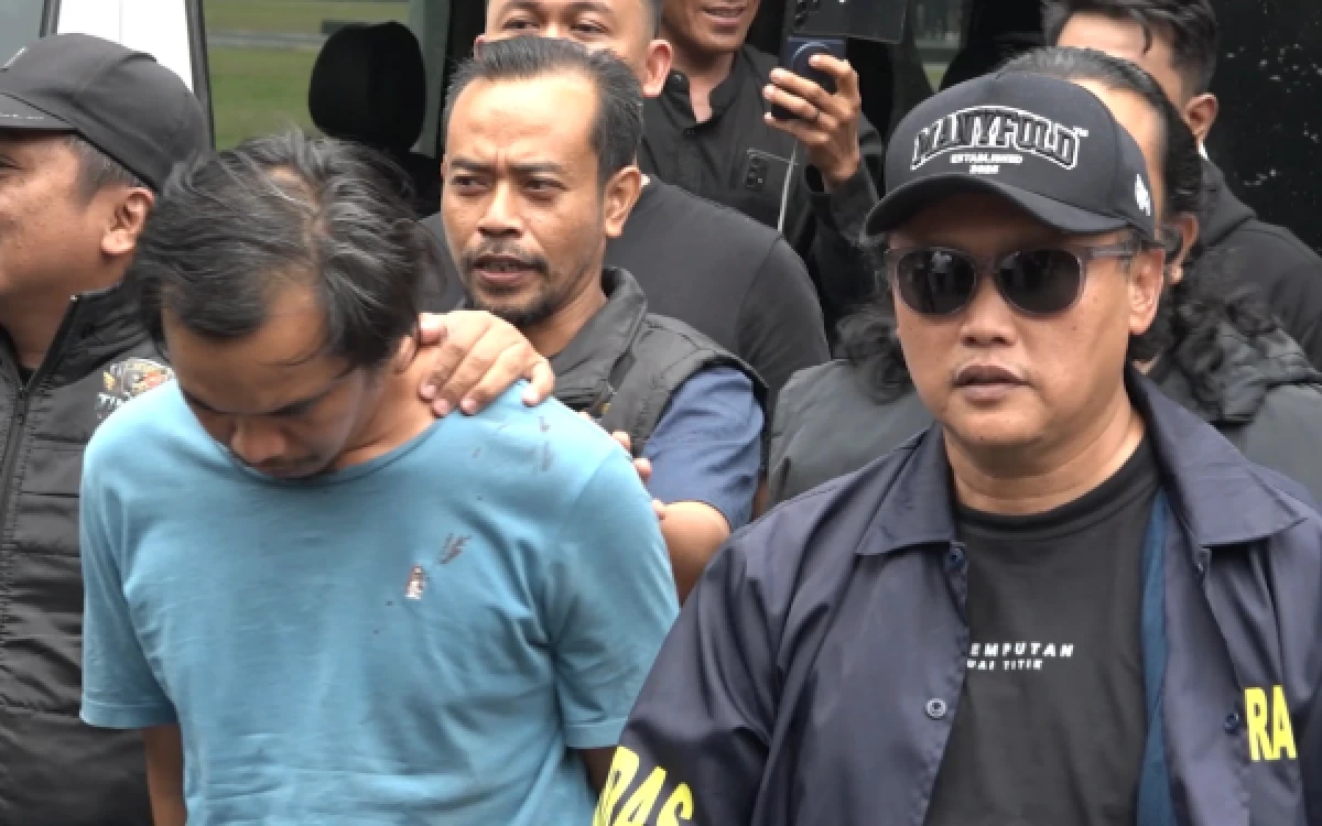 Thumbnail Berita - Polda Jatim Dalami Motif DBM, Suami Siri yang Tega Habisi Istri dan Anak di Hotel Kota Madiun