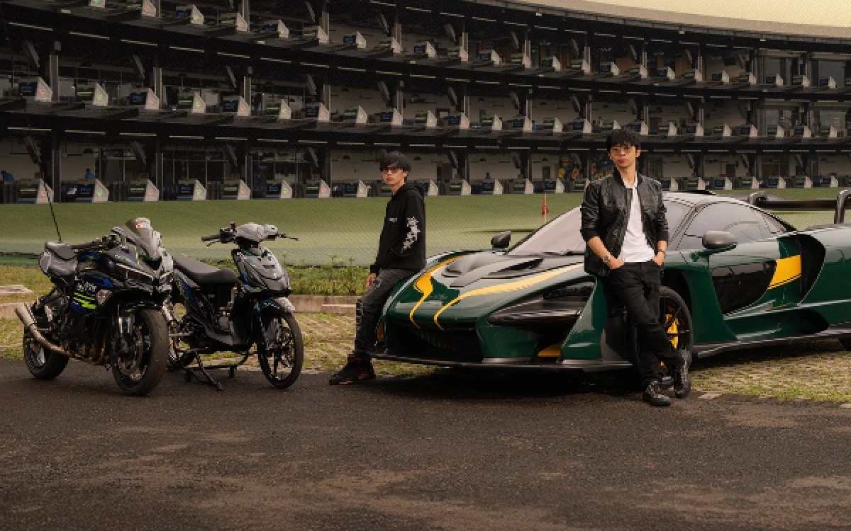 Thumbnail Berita - Lucky Putra Aditia Budiharja, Kreator Freestyle Motor Ciamis yang Tembus 1 Juta Followers TikTok dan Jadi Pembalap