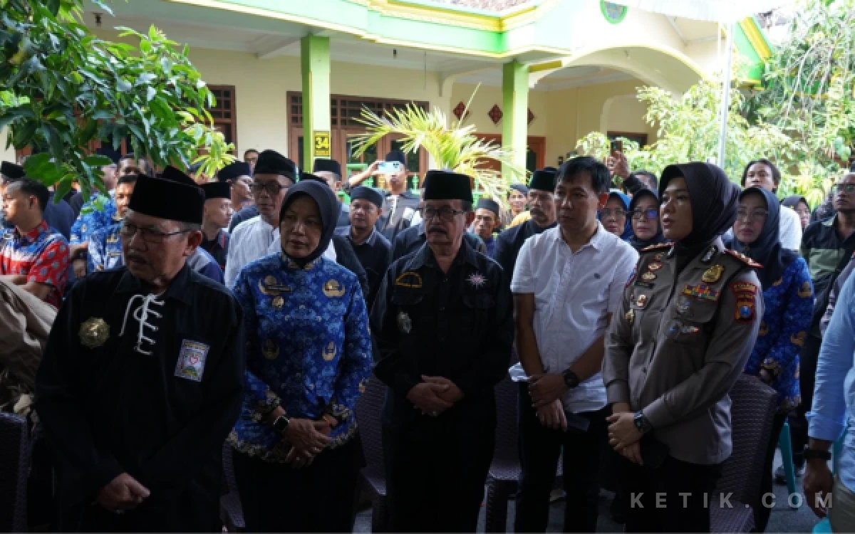 Thumbnail Berita - Ketua Bojonegoro Kampung Pesilat Wahyu Subakdiono Berpulang, Kapolres Sampaikan Duka Cita
