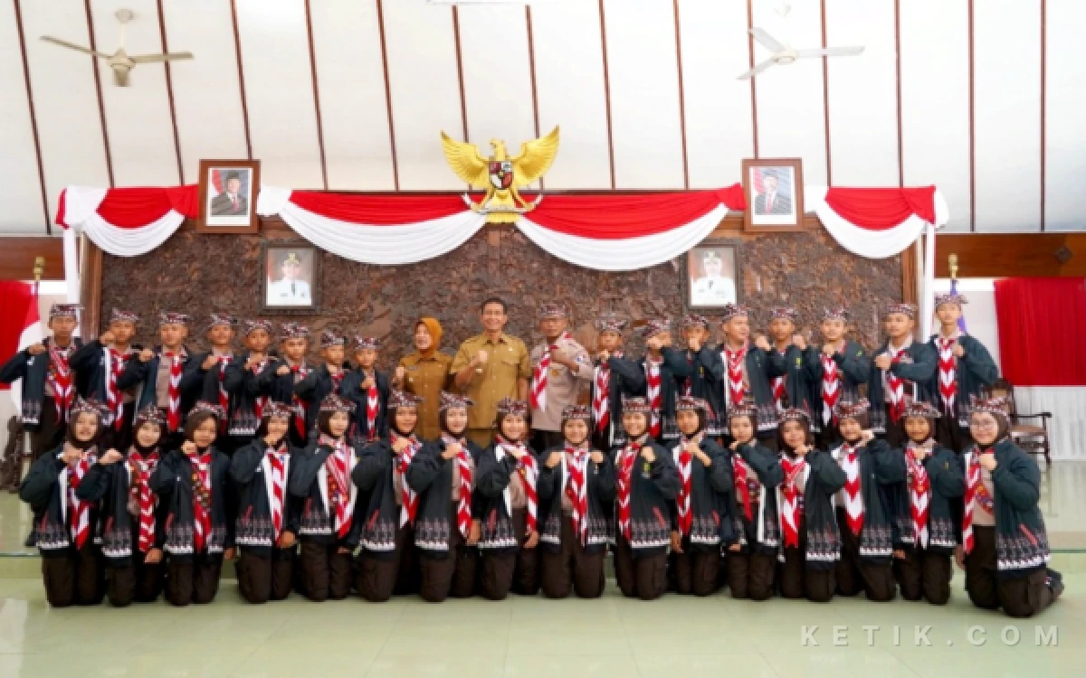 Thumbnail Berita - 32 Pramuka Bojonegoro Dilepas ke Jambore Nasional XII di Cibubur