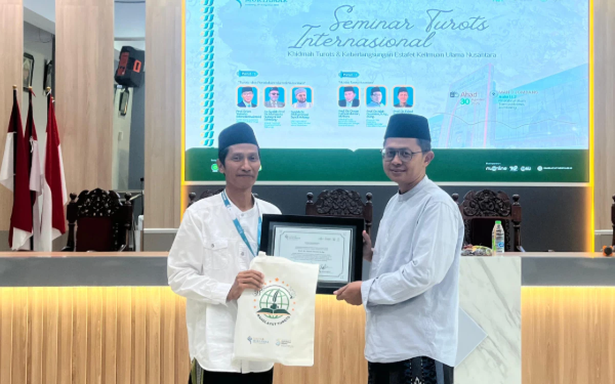 Thumbnail Berita - Prof Faisol UIN Malang Ungkap Rekam Jejak Intelektual Islam Nusantara dari Manuskrip Pesantren