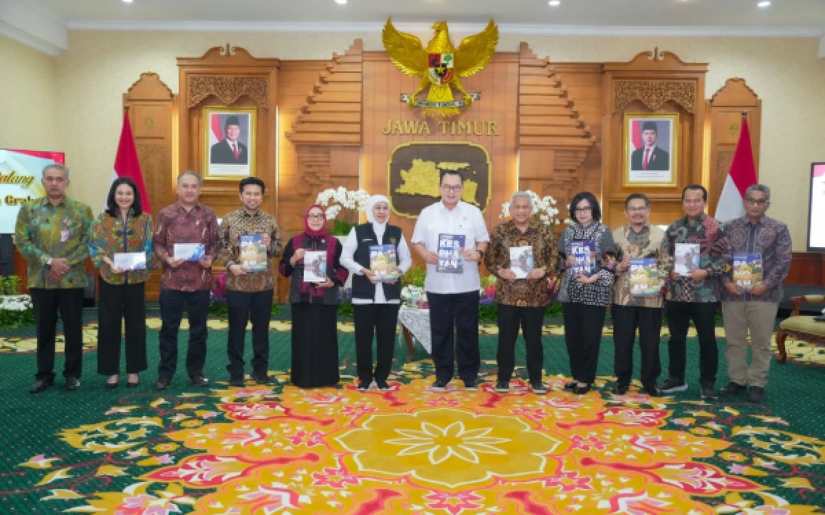 Thumbnail Berita - Gubernur Khofifah Gandeng BRIN, Percepat Hilirisasi Inovasi Kesehatan hingga Pangan di Jatim