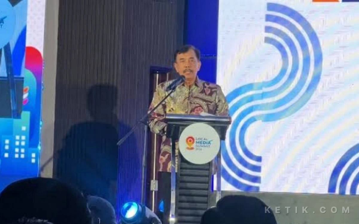 Thumbnail Berita - Kepala Bakom Buka LMS 2026, Suwarjono Dorong Media Lokal Cari Model Bisnis Baru