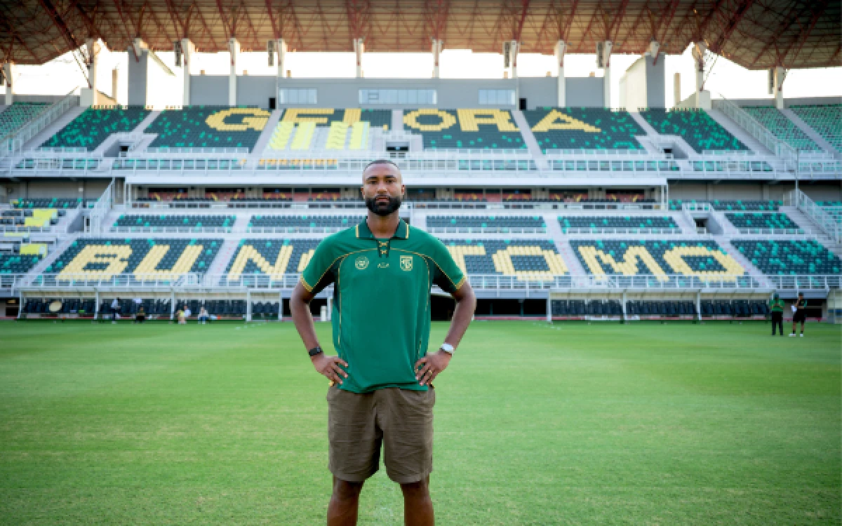 Thumbnail Berita - Yuran Fernandes Gabung Persebaya, Dikontrak Durasi Multiyear