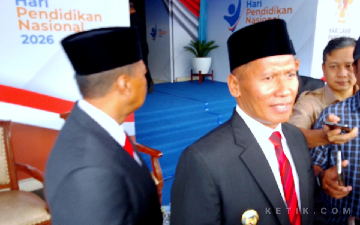 Thumbnail Berita - Upacara Tiga Hari Besar Nasional, Plt Bupati Tulungagung Serukan Revolusi Karakter