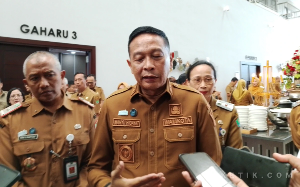 Thumbnail Berita - Wali Kota Malang Tegas! Wahyu Hidayat: LGBTQ Perlu Diperangi