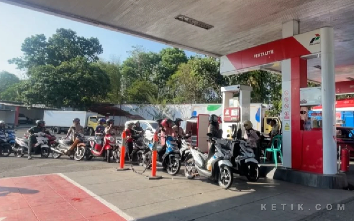 Thumbnail Berita - Kapolres Bondowoso Sidak SPBU, Pastikan Stok BBM Aman dan Cegah Penimbunan