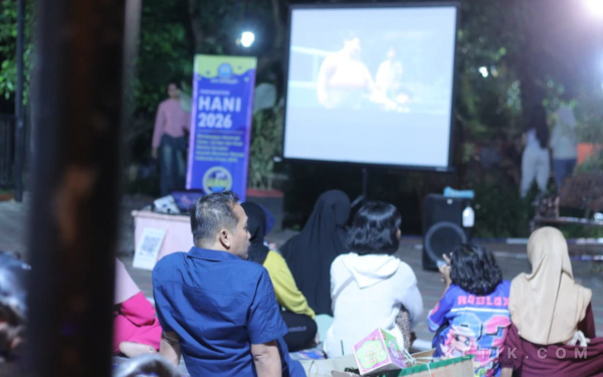 Thumbnail Berita - BNN Kota Mojokerto Edukasi Bahaya Narkoba Lewat Nonton Film Bersama Anak-anak