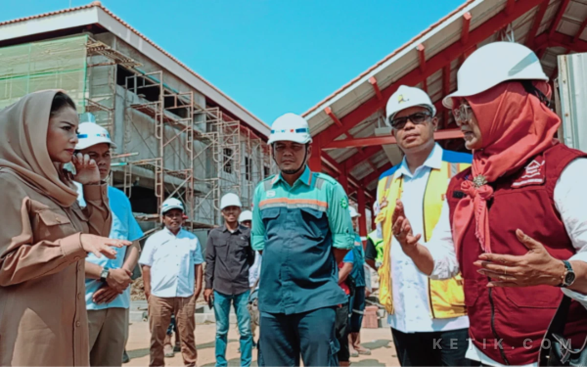 Thumbnail Berita - Tinjau Sekolah Rakyat di Cilacap, Legislator Novita Wijayanti: Target 17 Agustus 2026 Sudah Dapat Beroperasi