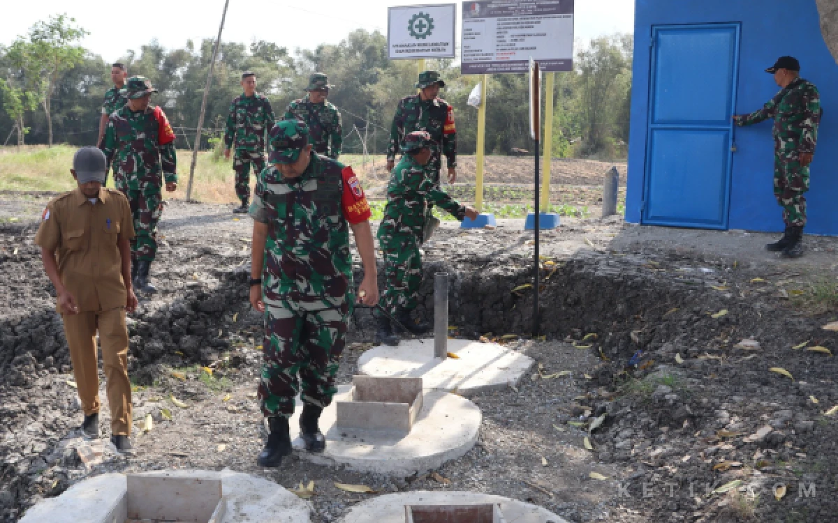 Thumbnail Berita - TMMD ke-129 Kodim Bojonegoro Bangun Sumur Bor di Kesongo, Solusi Krisis Air Bersih dan Irigasi Pertanian