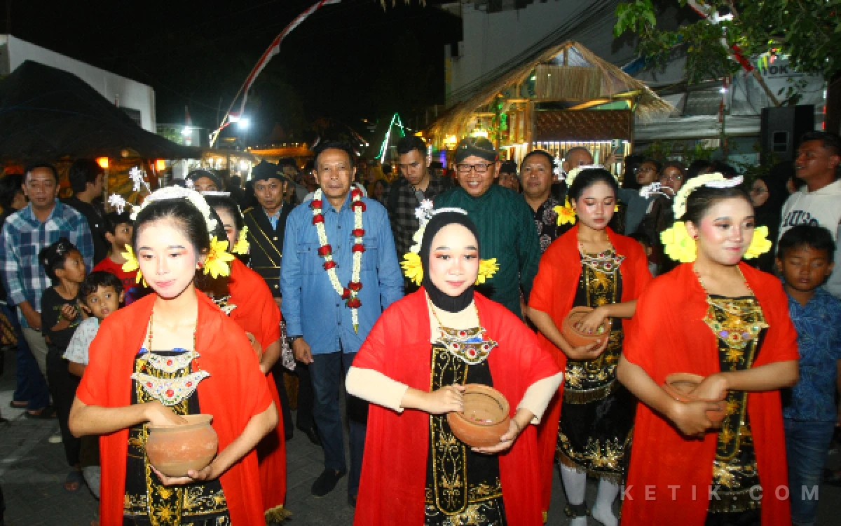 Thumbnail Berita - Buka Kampung Klasik IV Merjosari, Wali Kota Malang Dorong Masuk Kalender Wisata