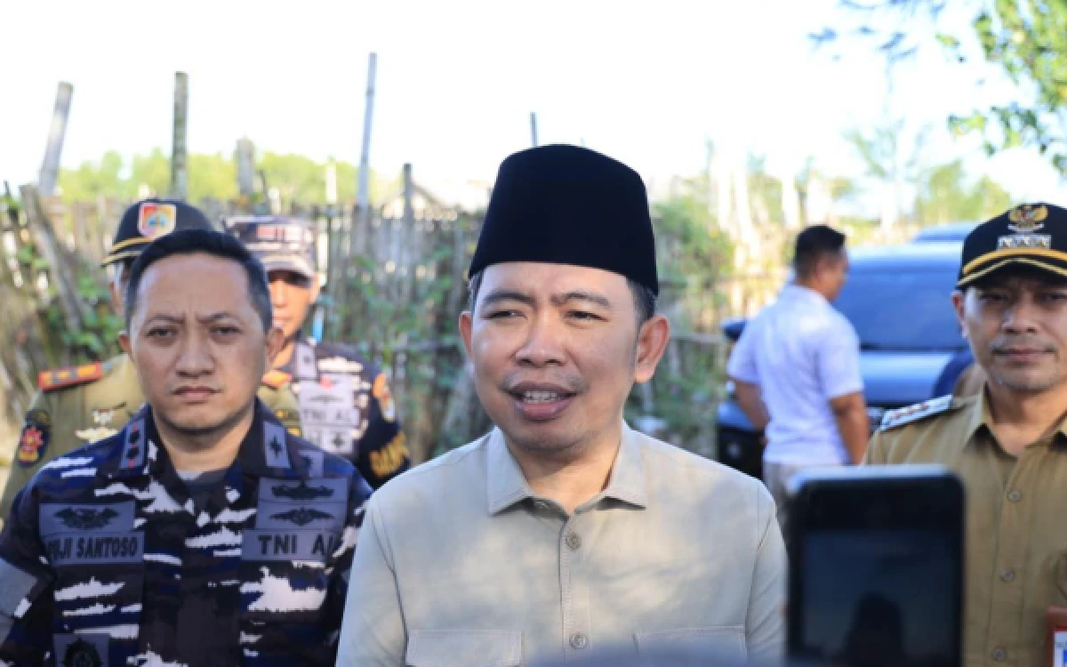 Thumbnail Berita - JLS Jember Diproyeksikan Dongkrak Wisata dan UMKM Pesisir Selatan, Gus Fawait Optimistis Kurangi Kemiskinan