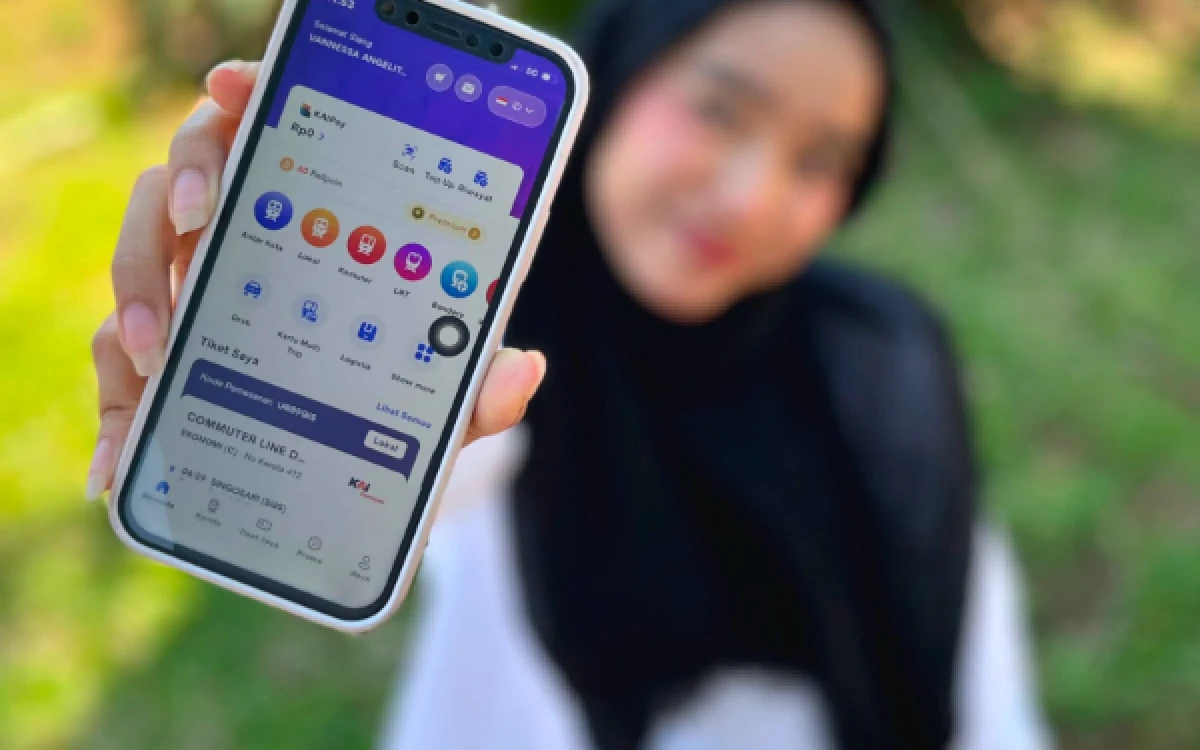 Thumbnail Berita - KAI Daop 8 Surabaya Ajak Pelanggan Manfaatkan Kanal Resmi di Hari Media Sosial Sedunia