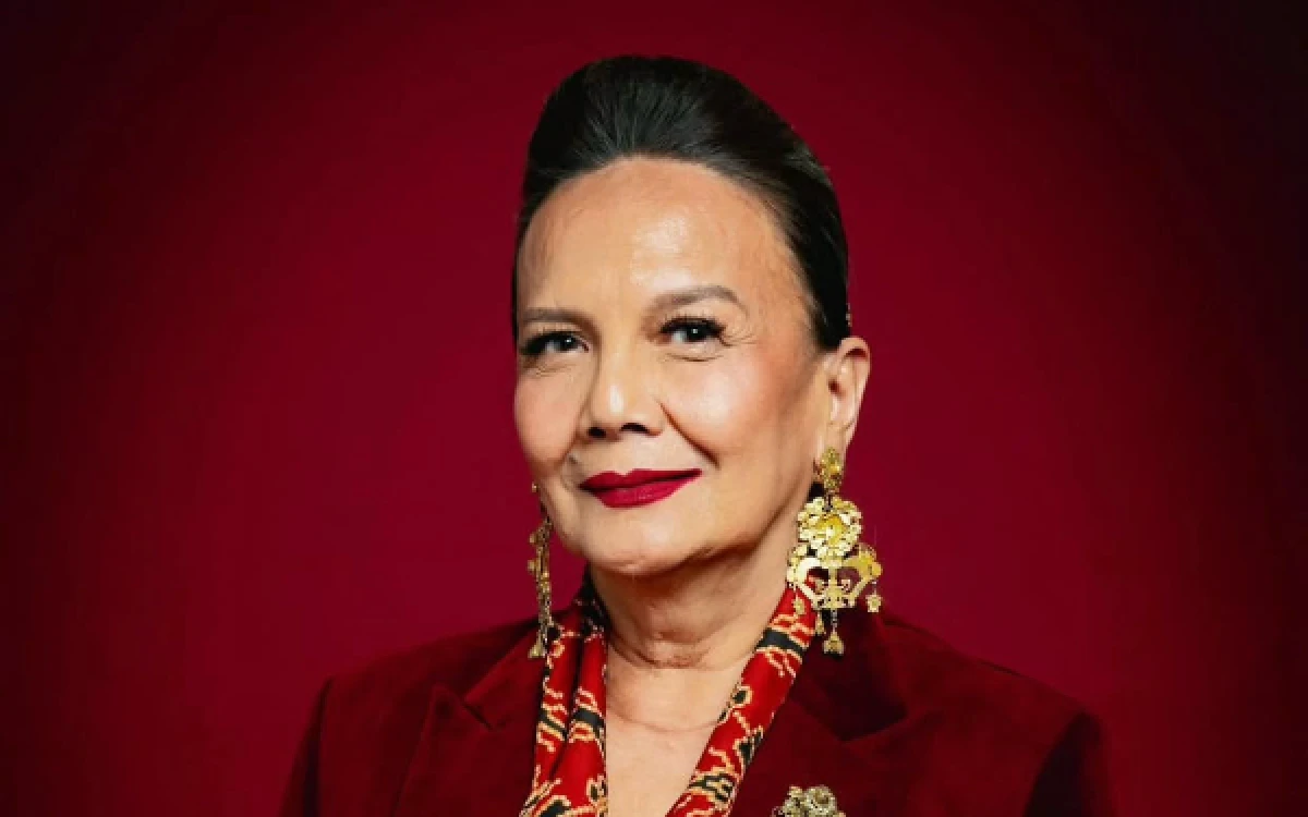 Thumbnail Berita - Mengenal Christine Hakim, Ikon Karakter Ibu di Film Indonesia yang Tembus BIFF