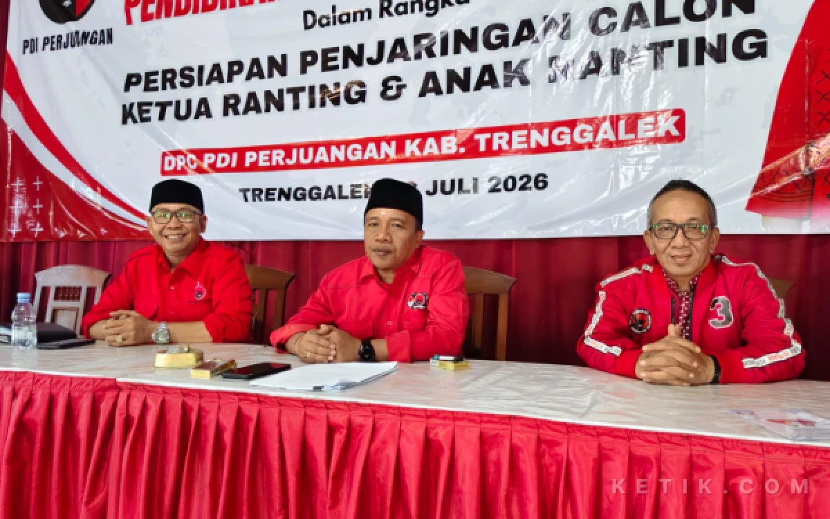 Thumbnail Berita - PDIP Trenggalek Gelar Rapat Koordinasi Jelang Musyawarah Ranting dan Anak Ranting