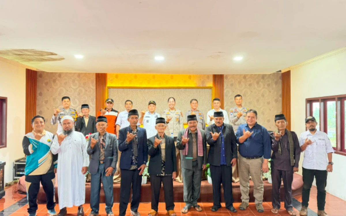 Thumbnail Berita - Kapolres Agam Bangun “Benteng Kamtibmas” Bersama Ninik Mamak, Adat Basandi Syarak Jadi Kekuatan