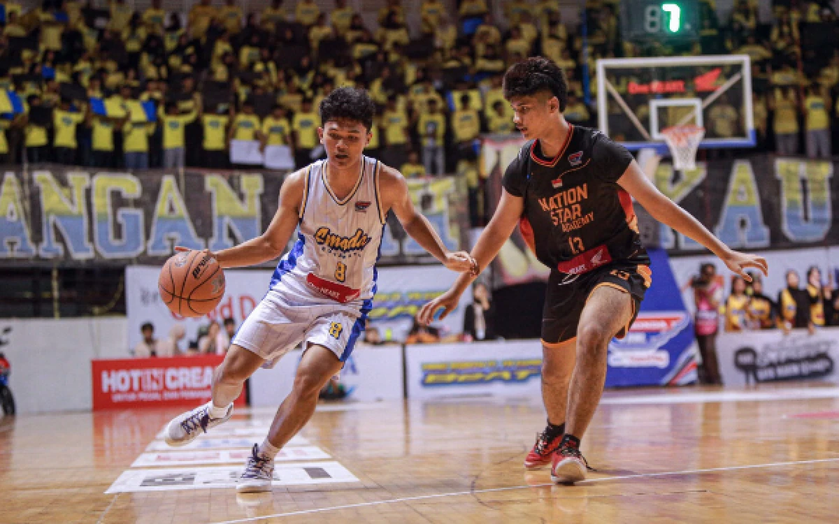 Foto Tim SMA Negeri 2 Surabaya melawan Nation Star Academy di DBL East-North Java pada Minggu, 27 September 2026 (Foto: DBL)