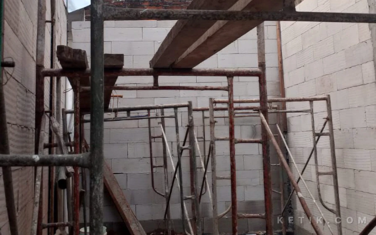 Foto Kondisi pembangunan rumah milik penerima manfaat BSPS, Pemkot Malang didorong memberikan bantuan lebih. (Foto: Humas PKS Kota Malang)