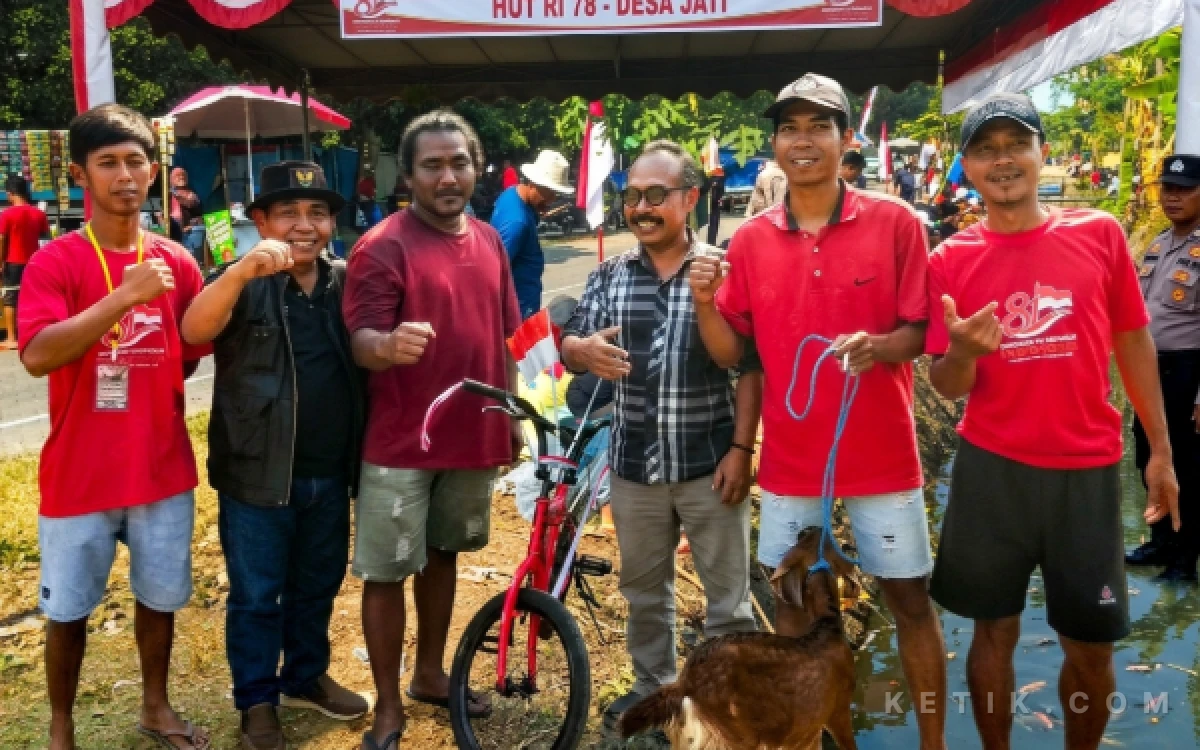 Thumbnail Berita - Kemeriahan Lomba Mancing Ikan Lele Peringatan HUT RI Ke-81 di Dusun Sumber Desa Pojok