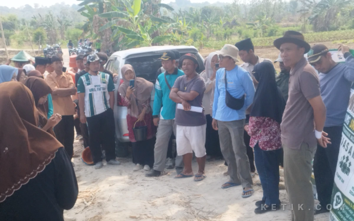 Foto Sebelum melakukan dilakukan pengarahan dari Prof Isna Wakil Dekan I FKP Unesa. (Foto : Sutejo Rc/ketik.com)