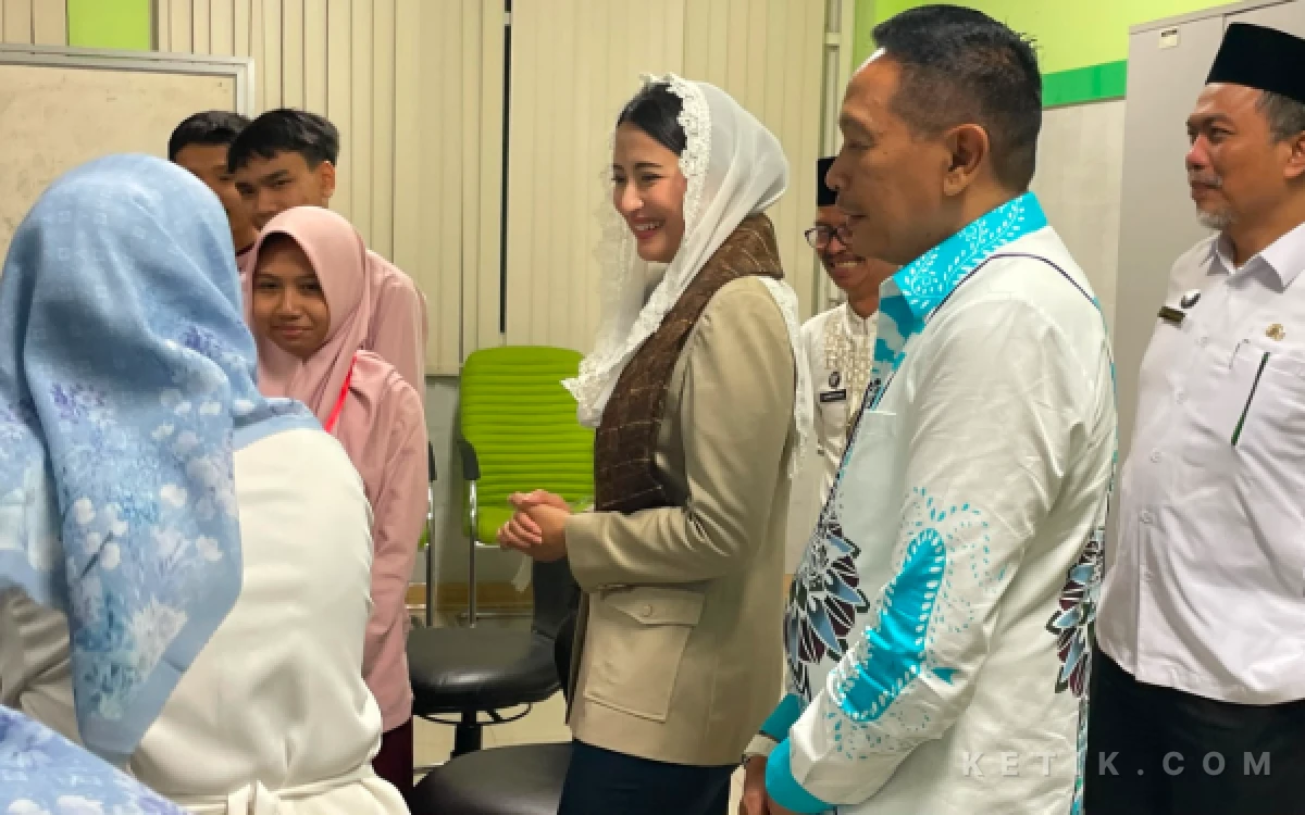 Thumbnail Berita - Wamendag Tinjau MAN 2 Kota Malang, Sekolah Garuda Disiapkan Menuju Indonesia Emas 2045