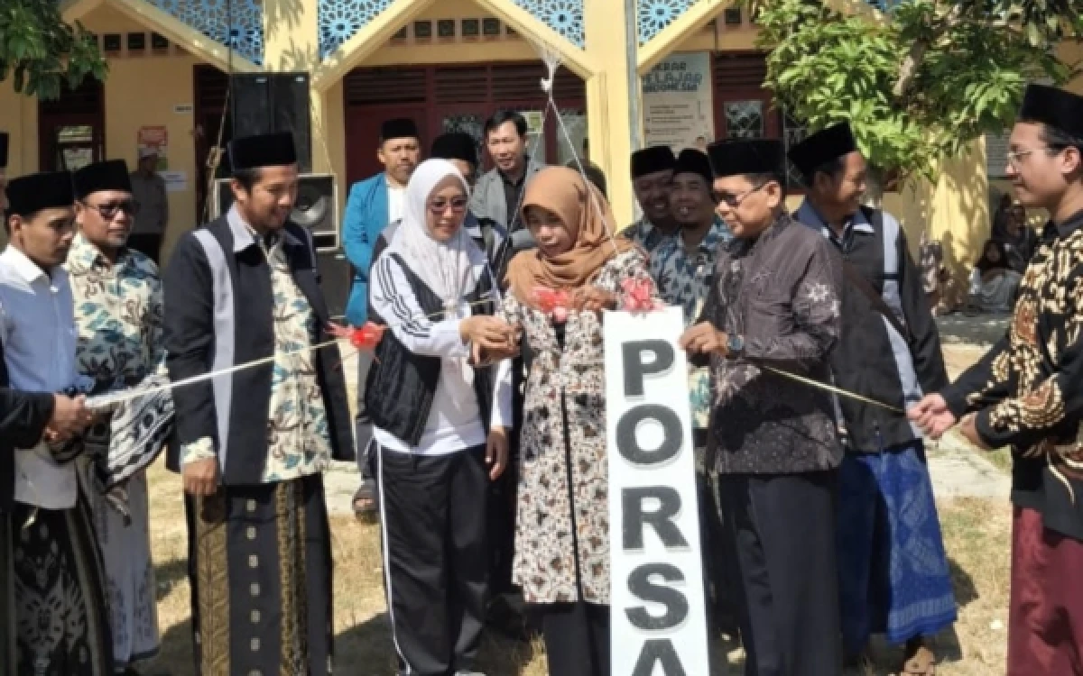 Thumbnail Berita - Porsadin VII Tuban Resmi Dibuka, 282 Madrasah Diniyah Adu Prestasi di Pesantren Tanggir Singgahan