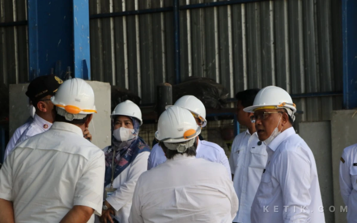 Thumbnail Berita - Menteri KLH Apresiasi Pengelolaan Sampah Berbasis Ekonomi Sirkular di Jombang