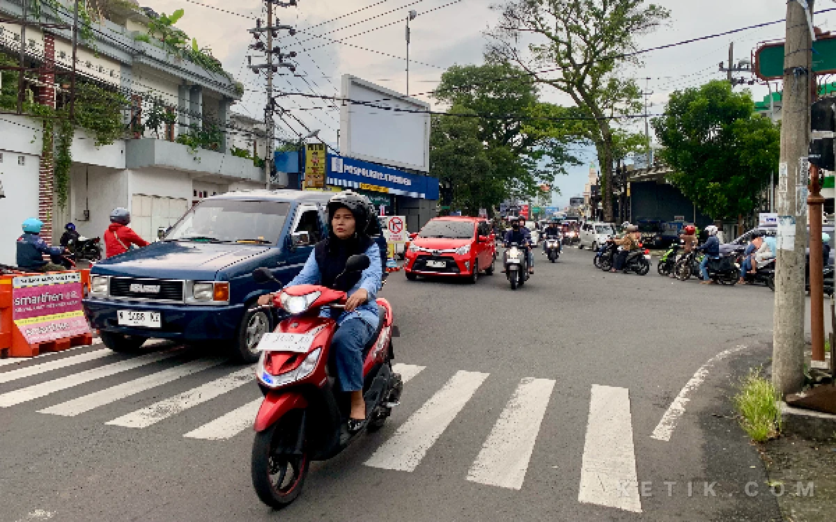 Thumbnail Berita - Libur Sekolah, Volume Kendaraan ke Kota Batu Melonjak 40 Persen