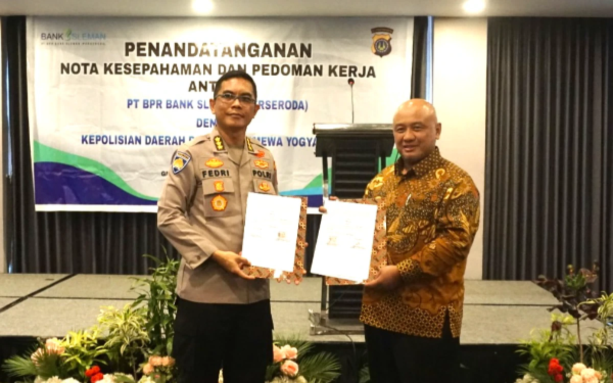 Thumbnail Berita - Bank Sleman dan Polda DIY Teken MoU Penyaluran Kredit Konsumtif