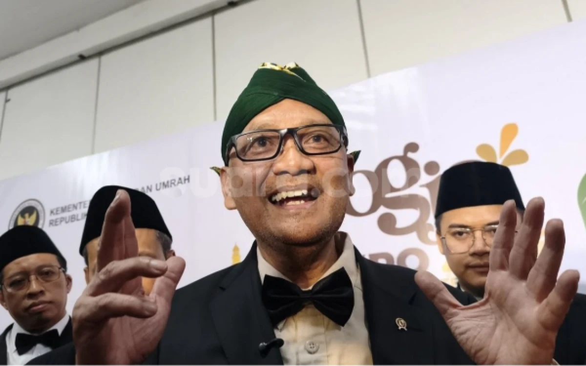Thumbnail Berita - Menteri Haji Gus Irfan Diduga Tunjuk 2 Anaknya Sendiri Jadi Tenaga Ahli, Warganet Soroti Nepotisme