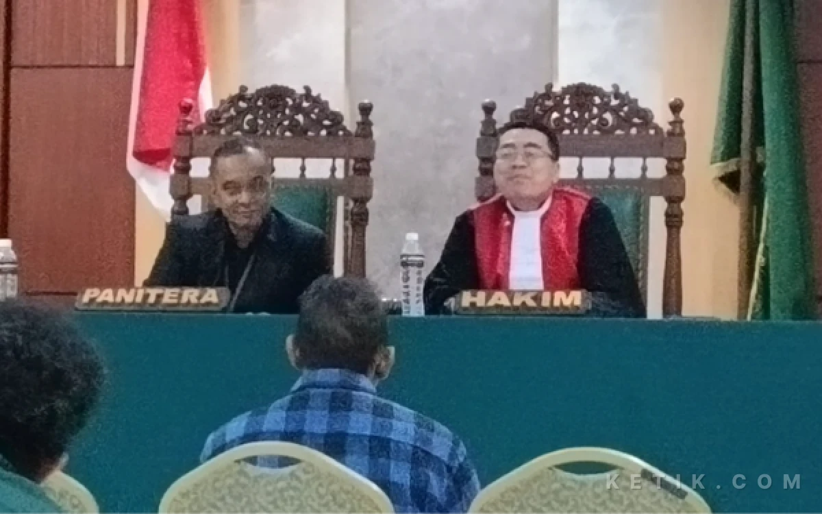Thumbnail Berita - Ini Jawaban Rokim, ”Lanange Jagad” asal Gedangan Sidoarjo saat Dinasihati dalam Sidang, ”Anteb Pak Hakim”