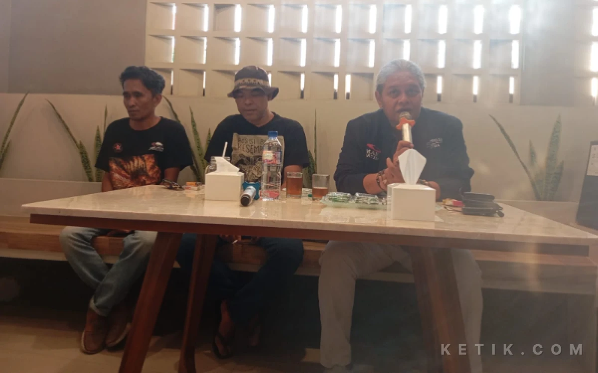 Thumbnail Berita - Sempat Akan Demo, MAKI Jatim Batalkan Rencana Aksi di Jember Usai Ditemui Gus Fawait